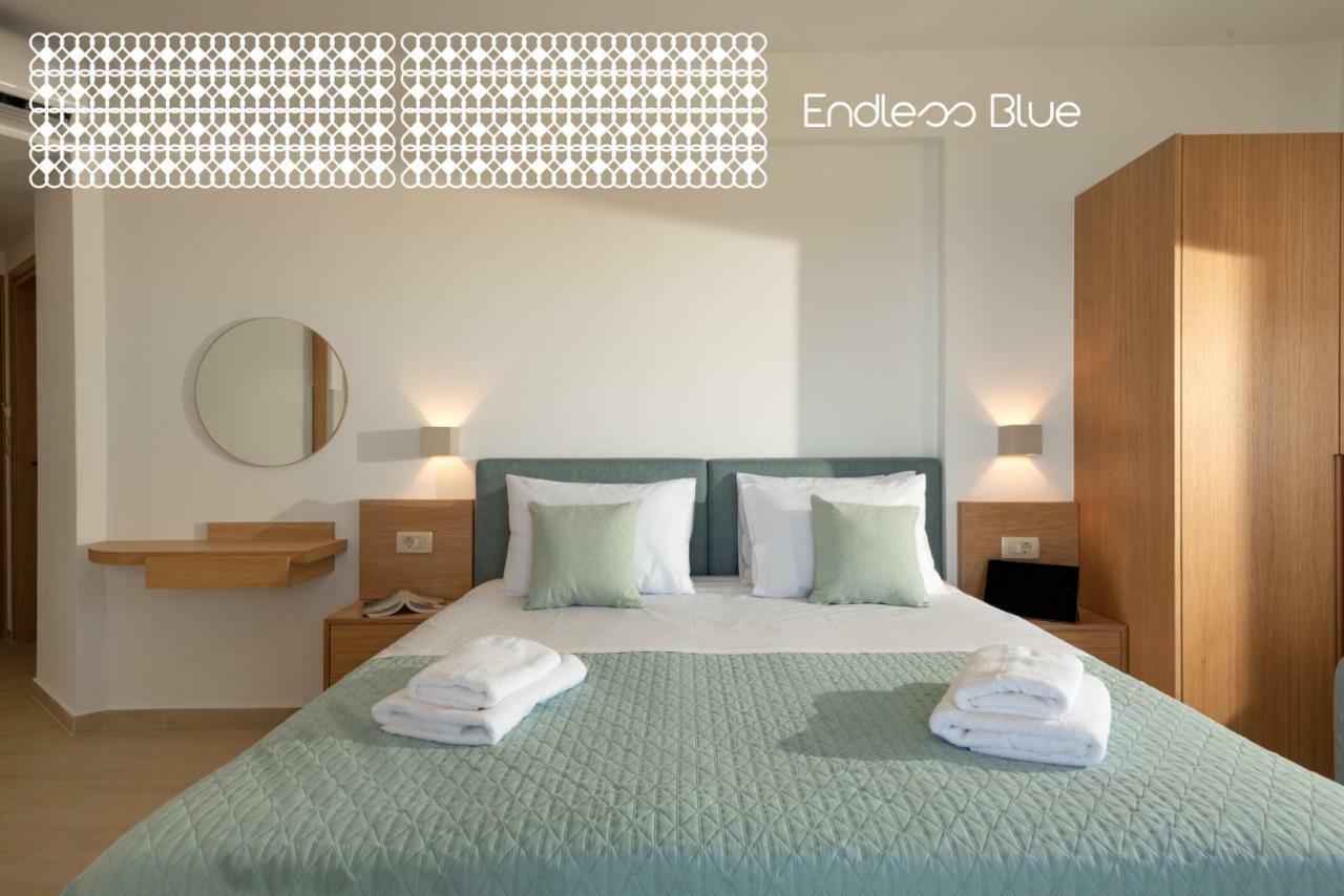 Endless Blue Apartment Palaiochora Exterior foto